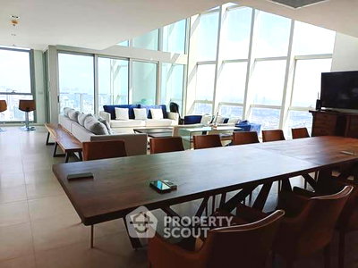 Condos for rent : 3-BR Condo 410 Sqm At The River Condominium, 400m to BTS Saphan Taksin (ID 2723014)