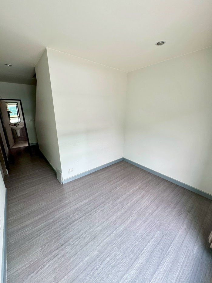 รูป [ให้เช่า] ทาวน์โฮม 3 ชั้น 3 ห้องนอน 3 ห้องน้ำ พร้อมเฟอร์นิเจอร์ - รูปที่ 14/22