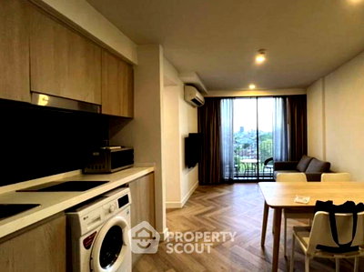 Condos for rent Phyathai 2 Hospital : 2-BR Condo at Fynn Aree near BTS Ari (ID 2395368)