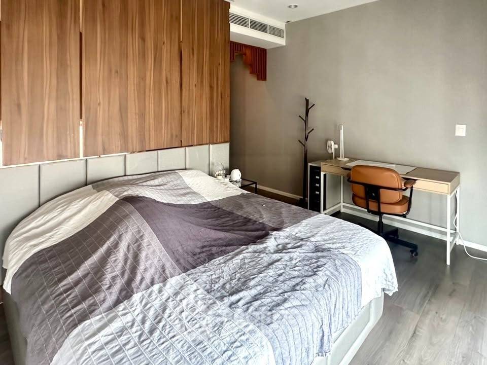 รูป คอนโด 2 ห้องนอน ชั้น 36 Whizdom Essence Sukhumvit ใกล้ BTS ปุณณวิถี (ID 2559855) - รูปที่ 4/10