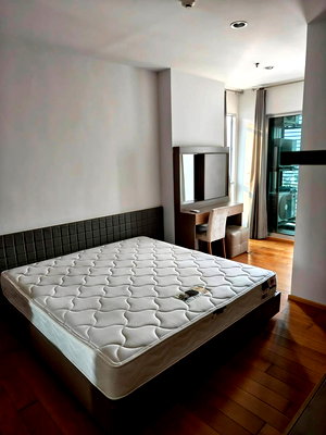 Condos for rent : 💎 Condo for Rent at Hive Taksin Near BTS Wongwian Yai | Code DS2215 Line @Dstay