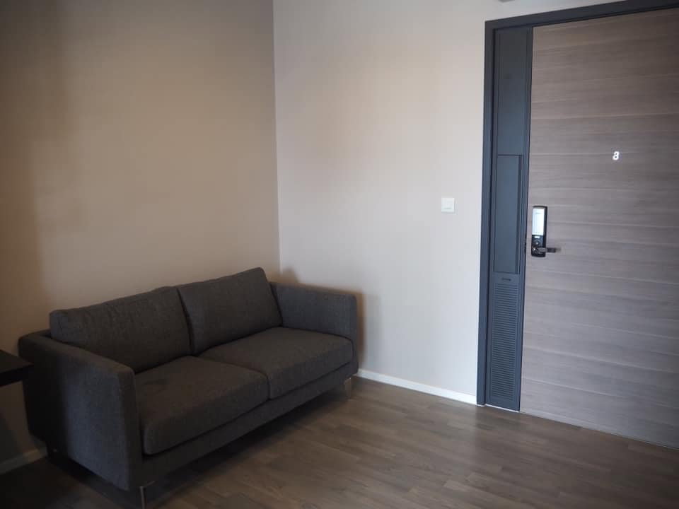 รูป The Room Sathorn - St.Louis【𝐑𝐄𝐍𝐓】🔥ห้องสไตล์มินิมอล พื้นที่กว้าง วิวอลังหลักล้าน ส่วนกลางดี🔥 ติดต่อไลน์ไอดี: @hacondo - รูปที่ 8/10