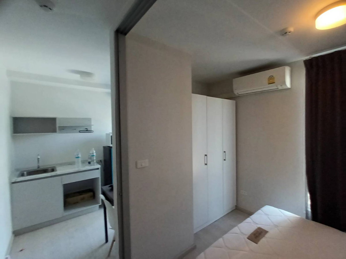 รูป เช่า!!! พลัมคอนโด รามคำแหง 60 อินเตอร์เชนจ์ 24 ตรม. ราคา 7,000 บ พร้อมเฟอร์และเครื่องใช้ไฟฟ้า - รูปที่ 2/7