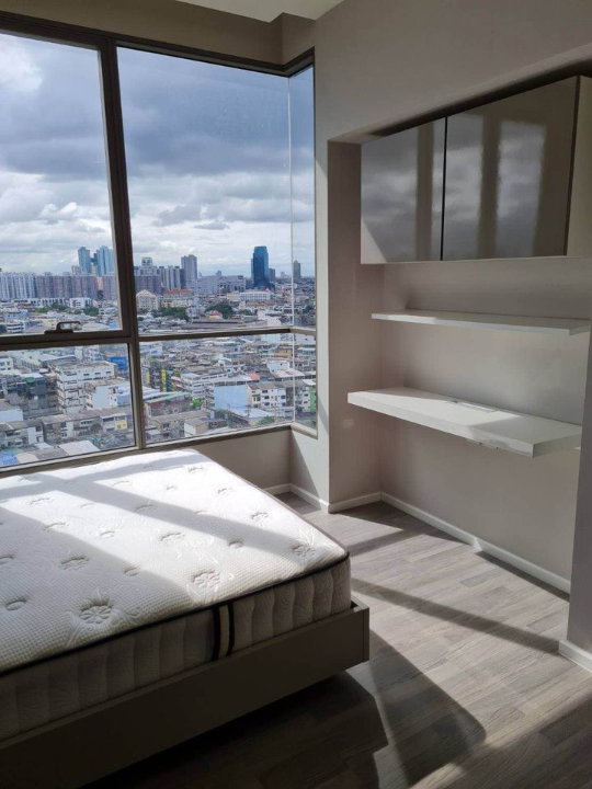 รูป The Room Sathorn - St.Louis【𝐑𝐄𝐍𝐓】🔥ห้องสไตล์มินิมอล พื้นที่กว้าง วิวอลังหลักล้าน ส่วนกลางดี🔥 ติดต่อไลน์ไอดี: @hacondo - รูปที่ 4/10