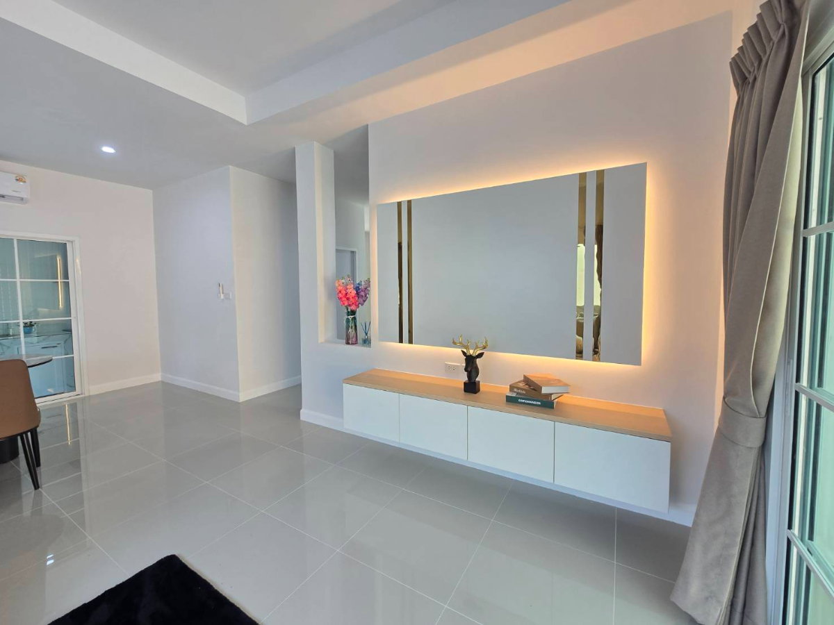 รูป บ้านเดี่ยวหลังใหญ่ ทำเลหลังมุมใน รีโนเวทใหม่ หมู่บ้าน แลนซีโอ รามอินทรา-นวมินทร์ ถ.เลียบคลอง เขตคลองสามวา พร้อมอยู่ทั้งเฟอร์ฯ,แอร์ - รูปที่ 14/41