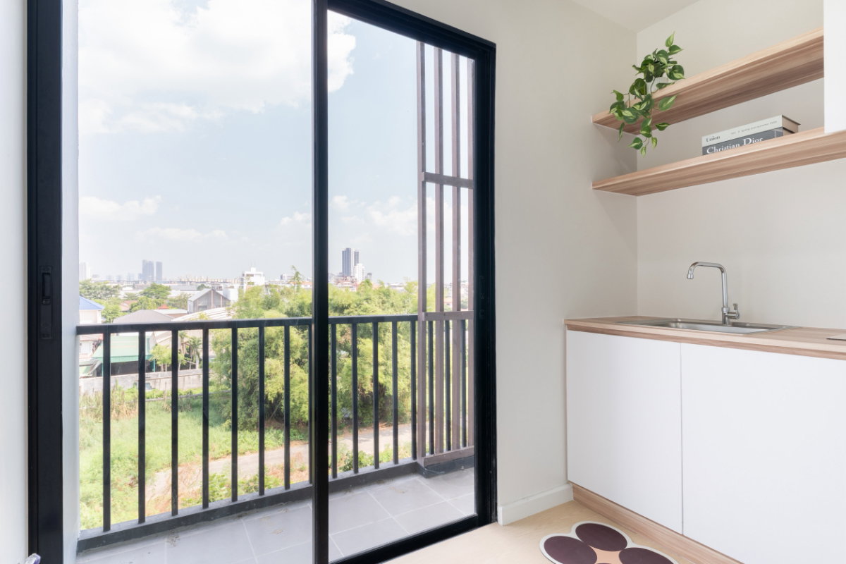 รูป ขายด่วน คอนโดรีโนเวทใหม่ เฟอร์ครบ พร้อมอยู่ ใกล้ BTS แบริ่ง iCondo สุขุมวิท 105 ลาซาล - รูปที่ 18/19