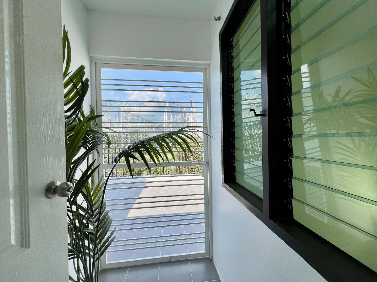 รูป ขายด่วน ราคาดีมาก ทาวน์โฮม 3 ชั้น รีโนเวทใหม่ PATIO ศรีนครินทร์–พระราม 9 ทำเลกรุงเทพกรีฑา - รูปที่ 26/39