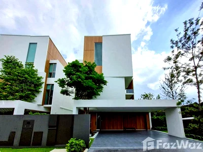 เช่าบ้านเดี่ยว ถนนศรีนครินทร์-ร่มเกล้า : บ้านเดี่ยวให้เช่า 4 ห้องนอน ในโครงการ วีเว่ พระราม 9 6105790