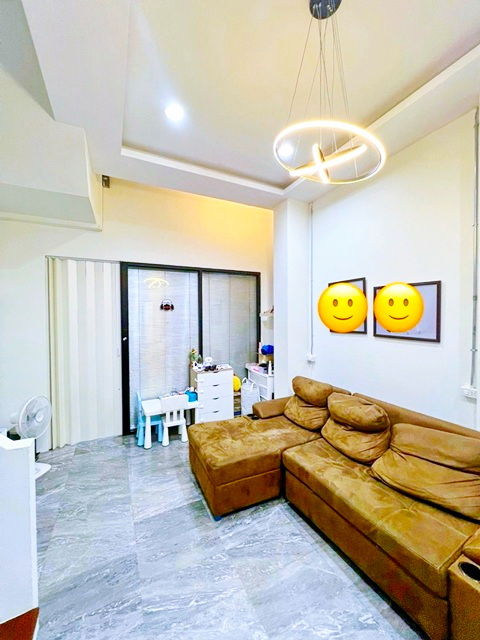 รูป ศาลอาญา ศาลอุทธรณ์ รัชดา19 5-6 นอน MRTลาดพร้าว 400ม. 8แอร์ ลาดพร้าว11-15 ทาวน์โฮมหลังมุม3ชั้น 52ตร.วา. 202ตร.ม. เซ็นทรัล ลาดพร้าว 1กม. - รูปที่ 3/8