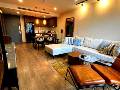 Condos for rent : For Rent Condo NOBLE ABOVE WIRELESS - RUAMRUDEE Building 1, Floor 8,1 bed room, Room size 67 sqm