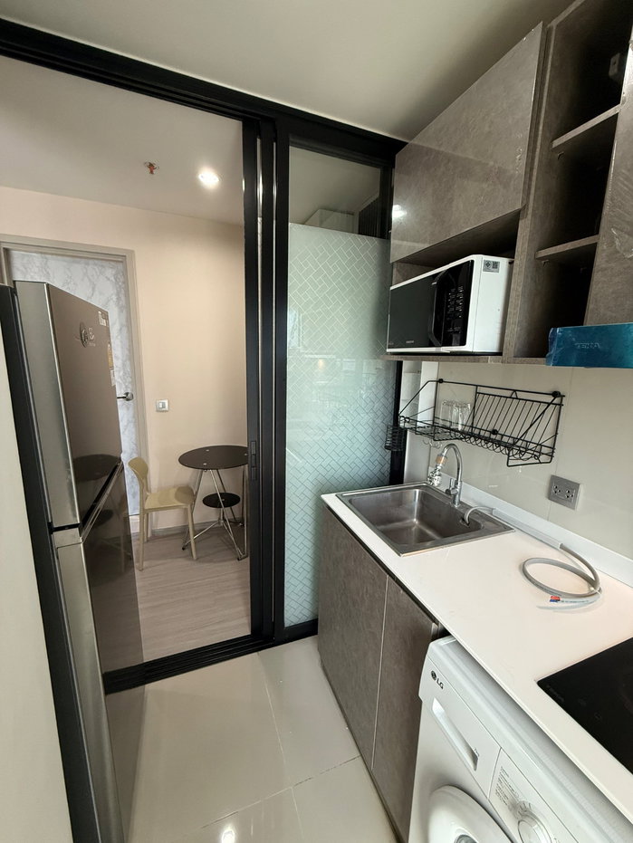 picture Aspire Erawan Prime condo owner - 8/16