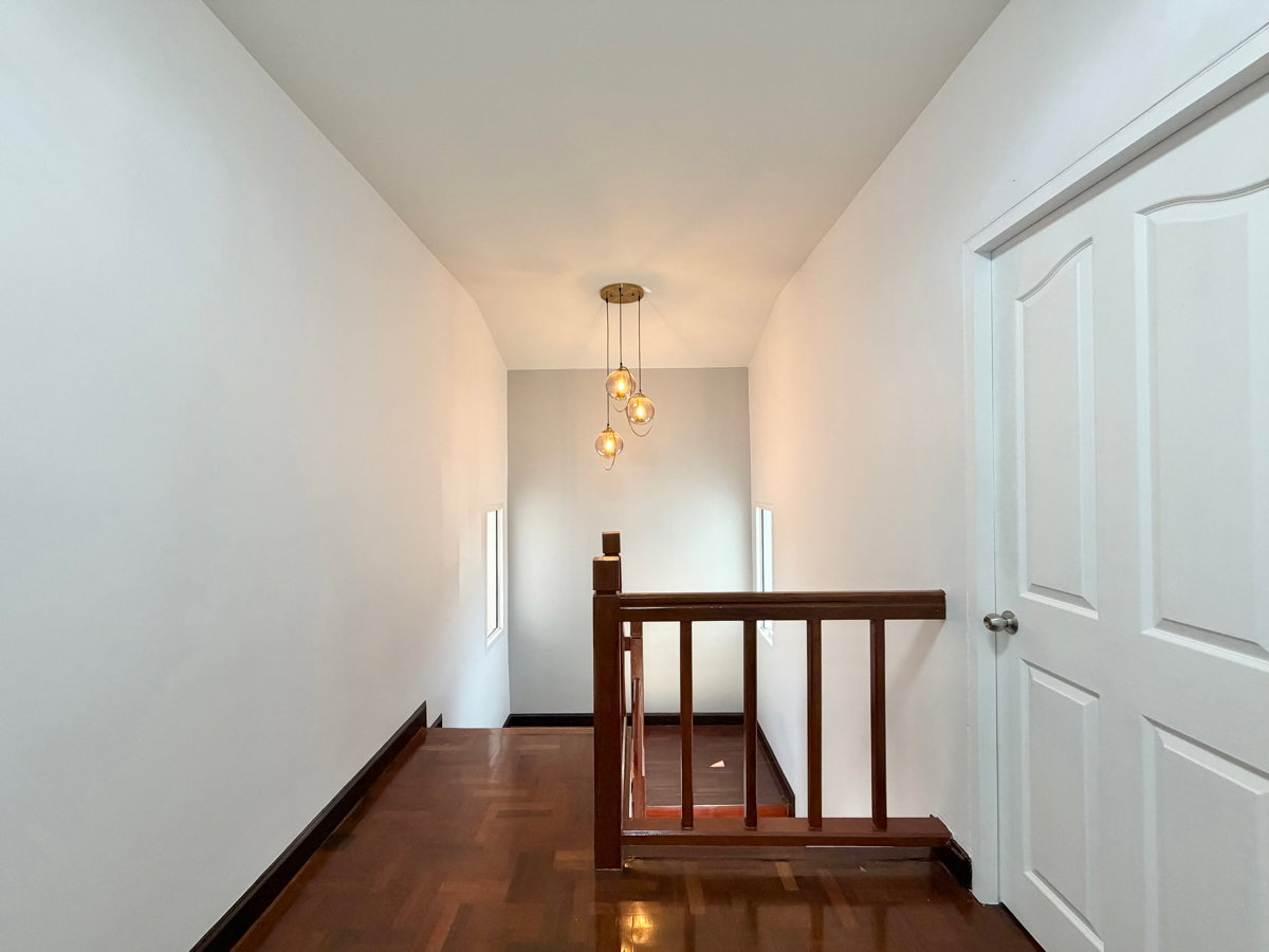 รูป ขายขาดทุน บ้านเดี่ยว เสนากรีนวิลล์ รังสิต คลอง 11 รีโนเวทพร้อมอยู่ พื้นที่เยอะ  ใกล้ถนนเลียบคลองสิบเอ็ด ถนนรังสิต นครนายก และถนนกาญจนาภิเษก - รูปที่ 26/31