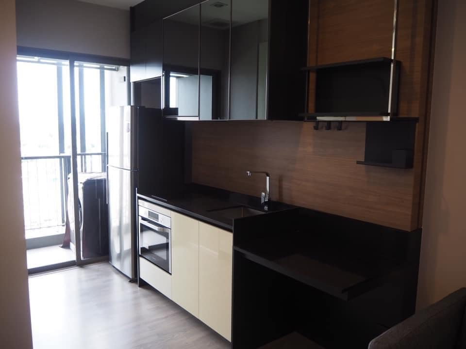 รูป The Room Sathorn - St.Louis【𝐑𝐄𝐍𝐓】🔥ห้องสไตล์มินิมอล พื้นที่กว้าง วิวอลังหลักล้าน ส่วนกลางดี🔥 ติดต่อไลน์ไอดี: @hacondo - รูปที่ 9/10