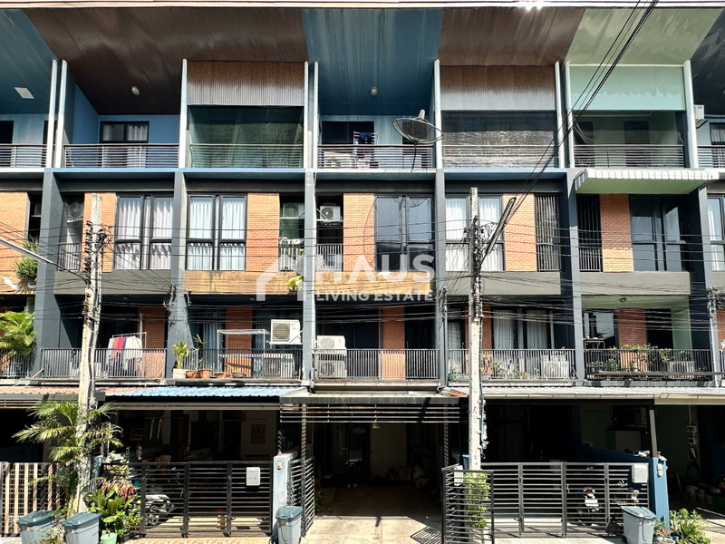 Townhouses for sale : HAUS 35 Cheangwattana / 3 Bedrooms #TCWT006