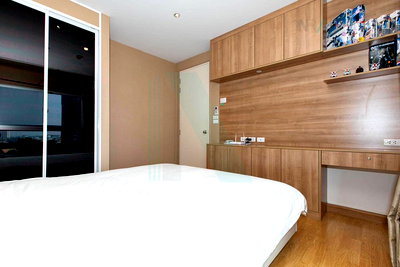 คอนโดให้เช่า : 🎊 ให้เช่าคอนโด เดอะ พาร์คแลนด์ แกรนด์ ตากสิน อาคาร 1 ชั้น 10 2 ห้องนอน ขนาด 52 ตรม ใกล้ The Mall ท่าพระ