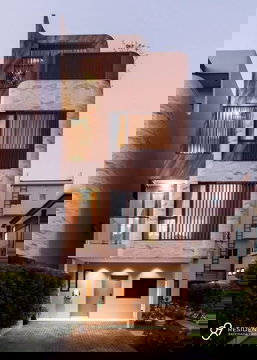 Renting Luxury house huaikwang rama9