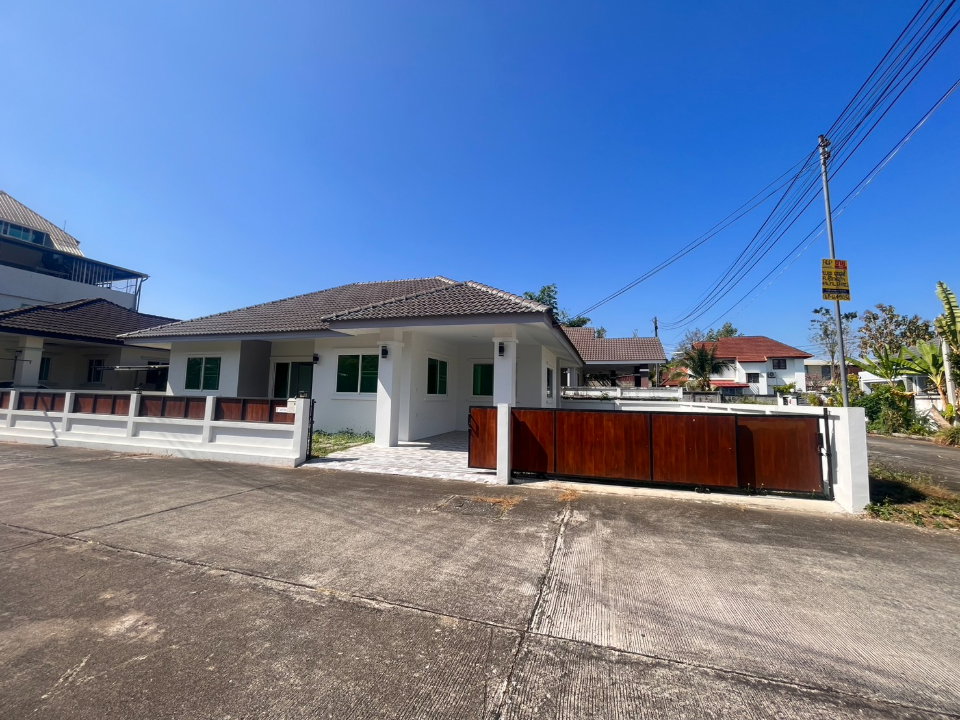 รูป 🔥 ลดกระหน่ำ 300,000 บาท! ขายขาดทุนด่วน! บ้านหลังมุม ทำเลดี หางดง เชียงใหม่ 🔥 - รูปที่ 13/19