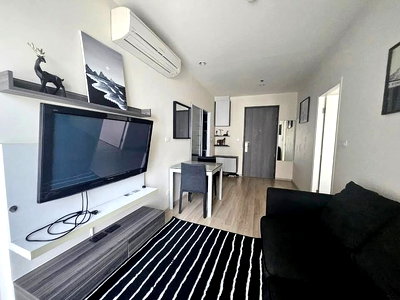 Condos for rent : Centric Huai Khwang         Station