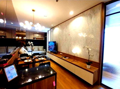 Condos for rent : Renting Park24 2bed combined room high floor
