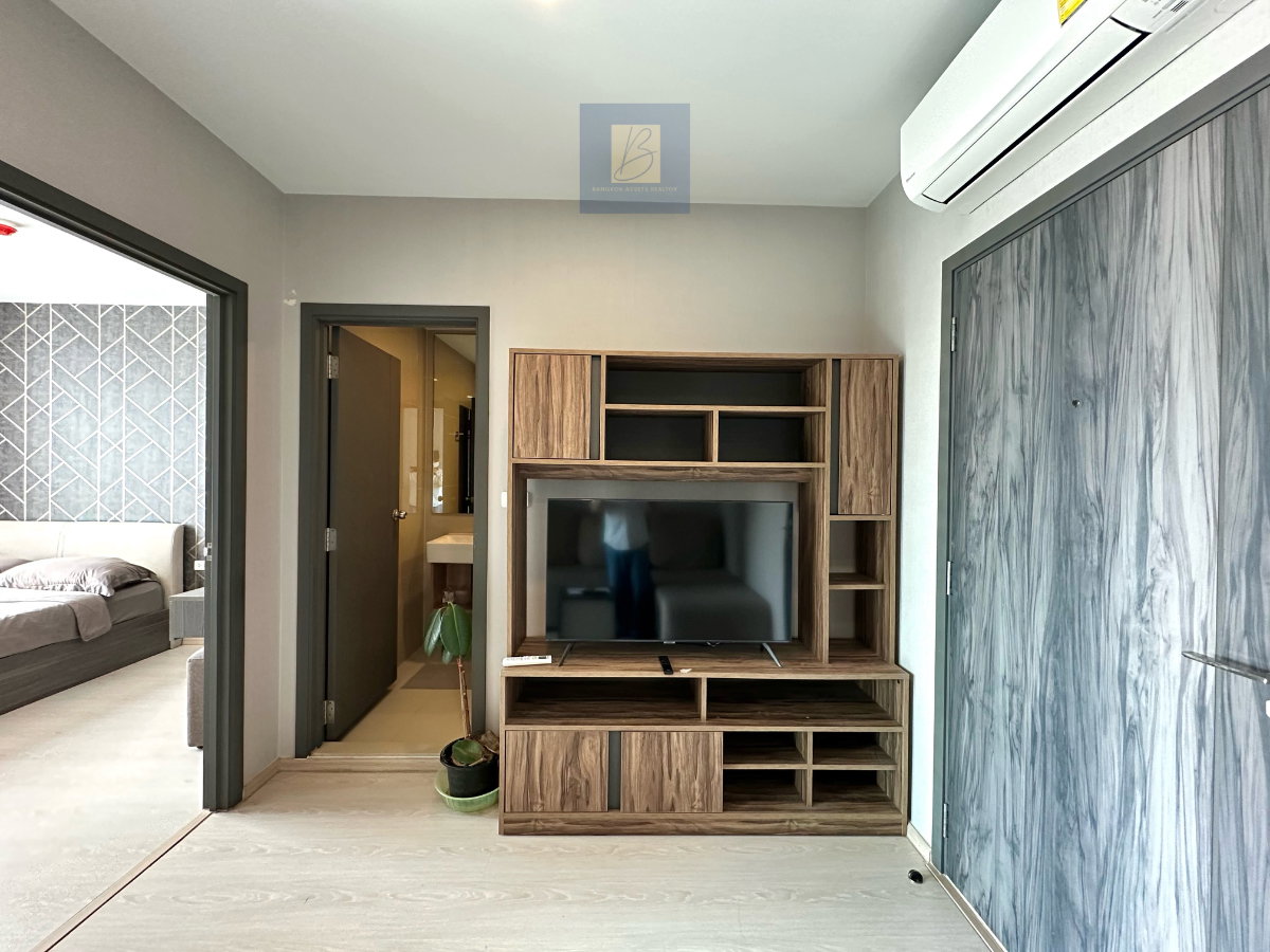 picture For rent 1 bedroom closed kitchen, pool view. There is a shuttle to BTS Udomsuk. - 8/18