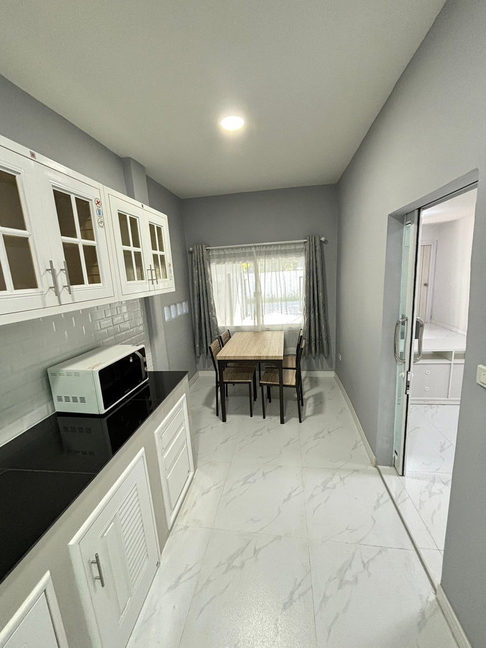 รูป ให้เช่าบ้านเดี่ยวชั้นเดียว สไตล์โมเดิร์น  ดอนเมือง  ซอยช่างอากาศอุทิศ 18 พื้นที่ 120 ตร.ม. ขนาด 3 ห้องนอน 1 ห้องน้ำ 1 ห้องโถงใหญ่ 1 ห้องครัว - รูปที่ 11/20