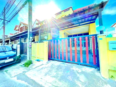 เช่าทาวน์โฮม ม.รามคำแหง 2 : ใกล้ สวนหลวง ร.9 900 ม. ใหญ่มาก 2คูหา 24 ตร.ว.188ตร.ม. หลังหัวมุม เฉลิมพระเกียรติ ร.9 44-52 ประเวศ ทาวน์เฮาส์ 3 นอน 2 น้ำ