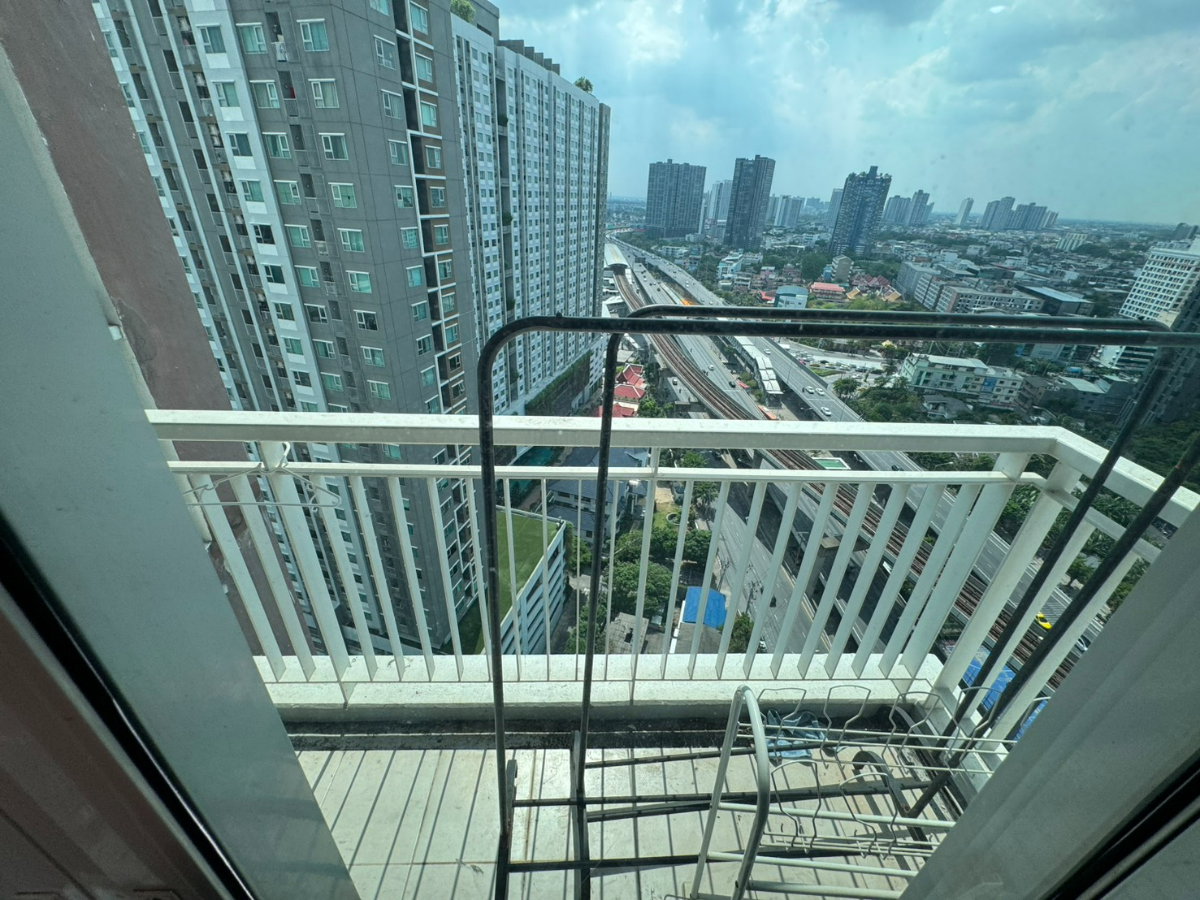 รูป ปล่อยเช่าด่วน!! ห้องมุม วิวเมือง ที่จอดรถแบบส่วนตัว BTS ตลาดพลู / พร้อมเข้าอยู่ 18 มี.ค. 69 นี้ ✨The Parkland Grand Taksin - รูปที่ 15/40
