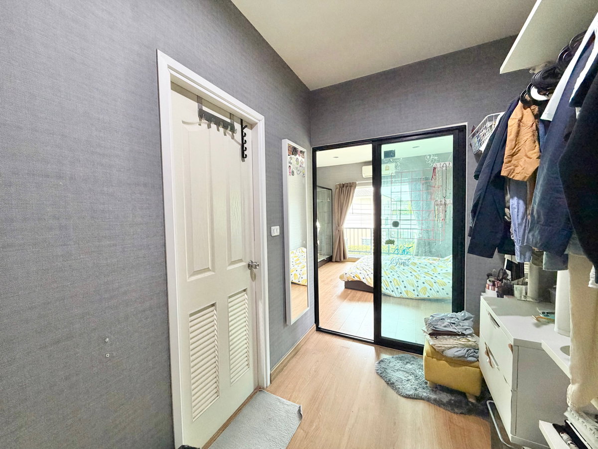 รูป ขายบ้าน Passorn Prestige ภัสสร เพรสทีจ พัฒนาการ 38 หลังมุม โซนส่วนตัว โครงการเงียบสงบ ทำเลศักยภาพ เดินทางสะดวก  เข้าออกได้ทั้งพัฒนาการ และอ่อนนุช - รูปที่ 26/34