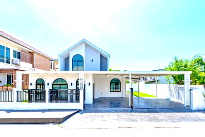 บ้านเดี่ยว วิทยาลัยพยาบาลบรมราชชนนีนนทบุรี : H0798♛♚ขาย บ้านเดี่ยว 4 ห้องนอน⚝แจ้งวัฒนะ-ปากเกร็ด♜MRT ศรีรัช∞099-5919653,065-9423251▚Line@sureresidence