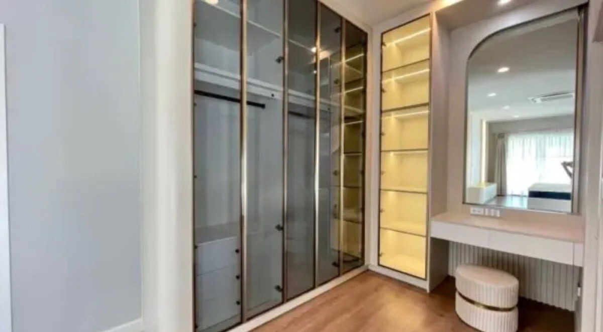 รูป LB050/ให้เช่าบ้านหรู Modern Classic ในโครงการเศรษฐสิริ บางนา – สุวรรณภูมิ ใกล้โรงเรียนนานาชาติ Verso ทำเล Private Zone - รูปที่ 5/10