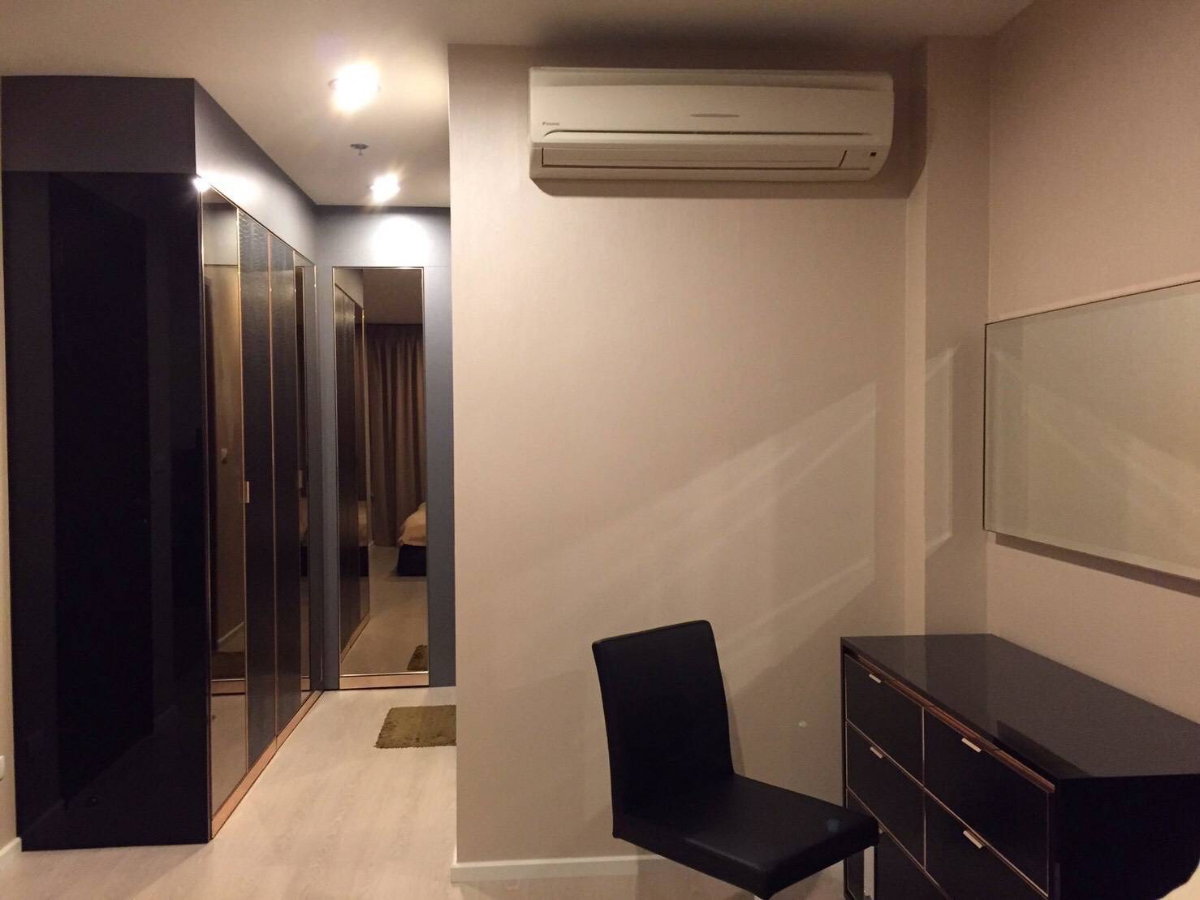 picture For rent: Rhythm Sathorn Narathiwas. Great price, beautiful room, convenient location. | Code DS2384 Line: @Dstay - 6/8
