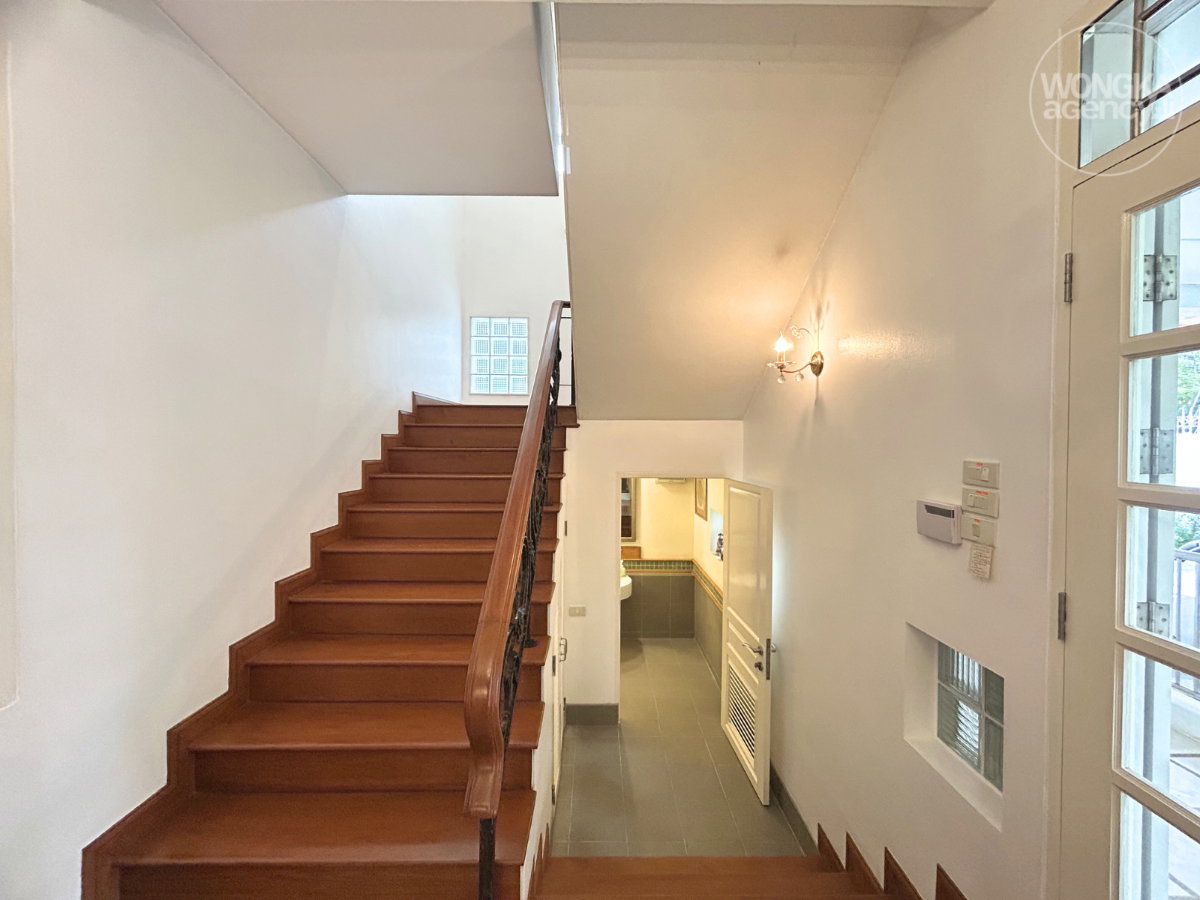 รูป ขายบ้านเดี่ยว หมู่บ้านเมืองทอง 2 โครงการ 3 พัฒนาการ 53 สไตล์ Old Money ออกแบบโดยสถาปนิกชั้นนำ ขนาด 158 ตร.วา ใกล้รถไฟฟ้าหัวหมาก 2 สาย - รูปที่ 12/22