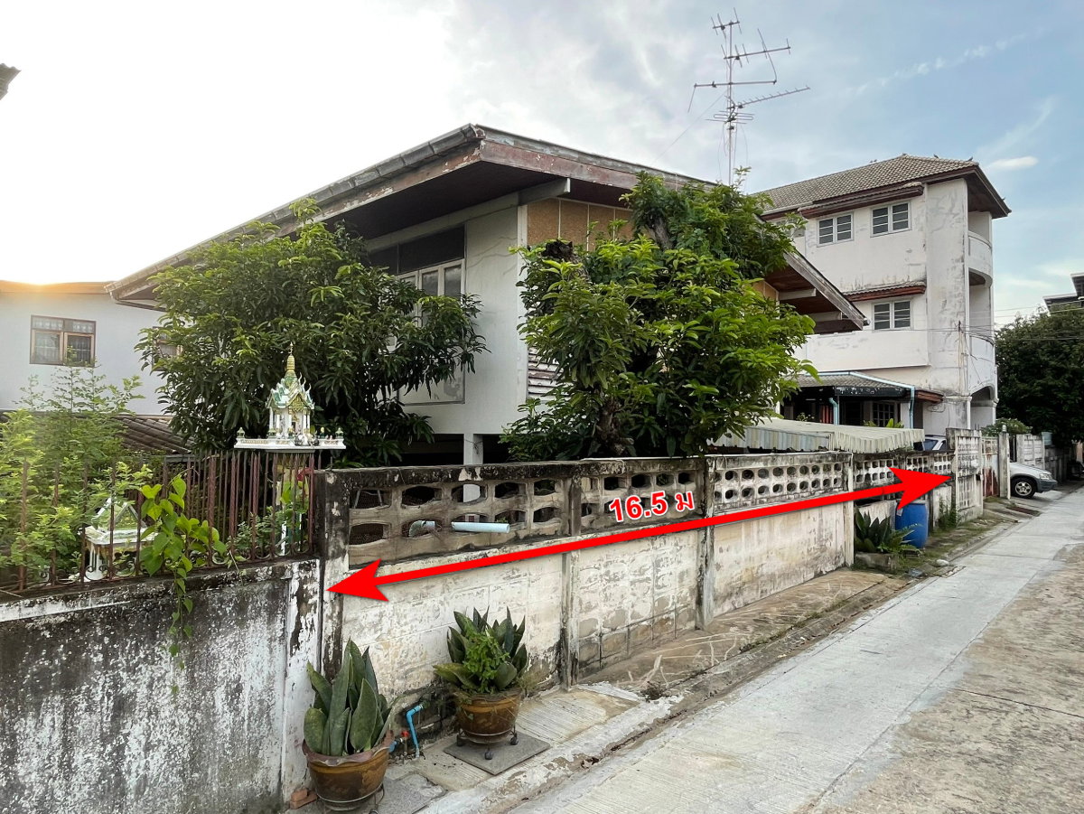 รูป ขายบ้านเก่าพร้อมที่ดิน ซอยจรัญสนิทวงศ์69แยก18 ขนาด 68 ตร.วา  กว้าง 16.5 ม. ลึก 17 ม. หน้าบ้านหันหน้าไปทางทิศตะวันออก ห่างถนนใหญ่(สิรินธร) 400 ม. - รูปที่ 3/6