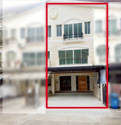 คุ้มค่า - รีโนเวทใหม่ทั้งหลัง - ทาวน์โฮม3ชั้น - การเดินทางสะดวกสบาย พัฒนาการ - ศรีนครินทร์