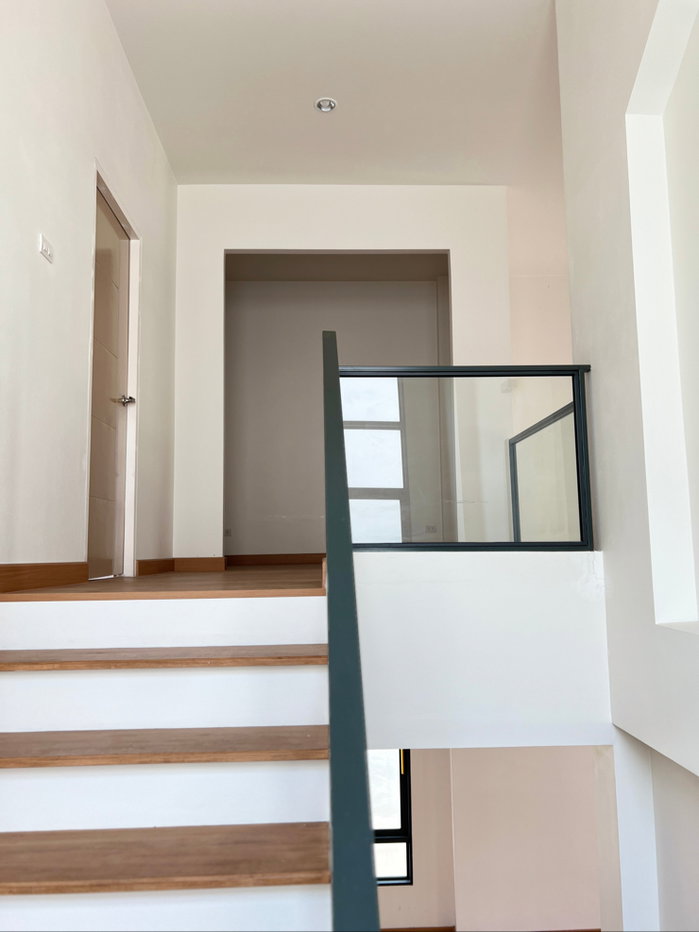 picture S Privacy by SK Real Estate LTD. - 29/50