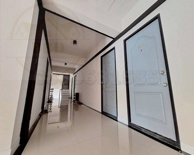 รูป อพาร์ตเม้นท์ 5 ชั้น กลางใจเมืองลาดพร้าว บางกะปิ ห้องพัก 54 ห้อง เนื้อที่ 258 ตรว. เซเว่น 130 ม. ลาดพร้าว101 บางกะปิ กรุงเทพฯ - รูปที่ 7/12