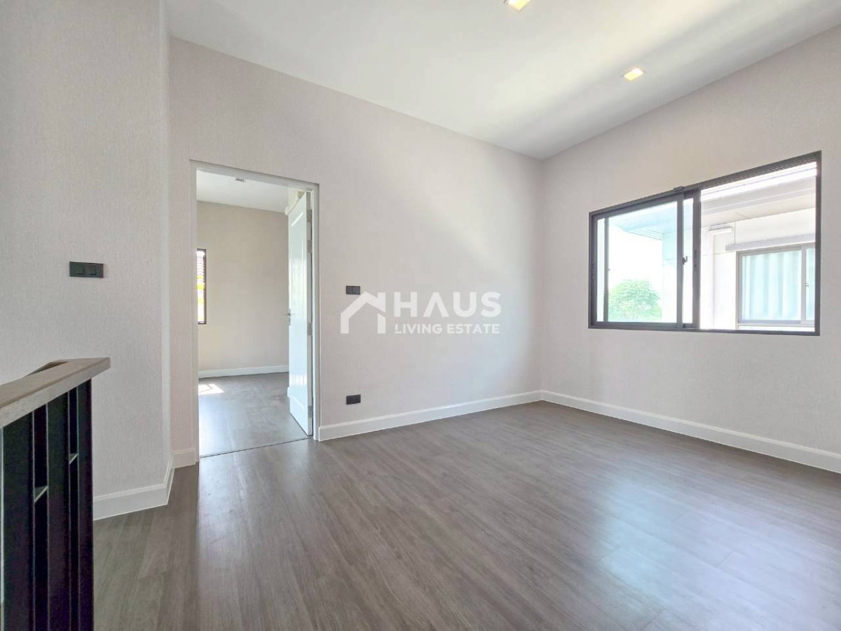 รูป 💎 แรร์ไอเทม! บ้านสวยแปลงริม (สภาพ 100% ไม่เคยเข้าอยู่) 🔥 ขายบ้านเดี่ยว บางกอก บูเลอวาร์ด พระราม 5 🔥 / 4 ห้องนอน #HRM5060 - รูปที่ 13/22