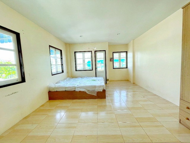 รูป ใกล้ สวนหลวง ร.9 900 ม. ใหญ่มาก 2คูหา 24 ตร.ว.188ตร.ม. หลังหัวมุม เฉลิมพระเกียรติ ร.9 44-52 ประเวศ ทาวน์เฮาส์ 3 นอน 2 น้ำ - รูปที่ 2/8