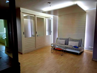 คอนโดให้เช่า : MAR1605 The Light Ladprao  ห้องใหญ่มาก แบบ 2 ห้องนอน  1 ห้องรับแขก 1 ห้องครัว  เฟอร์นิเจอร์ครบ น่าอยู่ ใกล้ MRT และ ยูเนี่ยนมอล