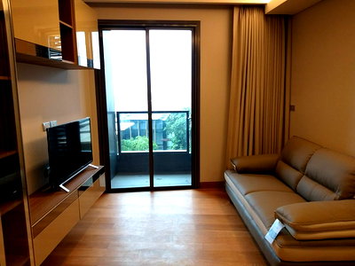 Condos for rent BTS Phrom Phong :   📢 For Rent ✨ RARE ITEM! ✨ The Lumpini 24 Sukhumvit 24, 2 Bedrooms, Unblocked Garden & Pool View, Heart of Phrom Phong near BTS