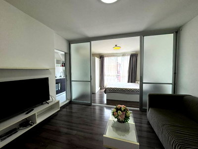 Condos for rent 700 Year Sports Arena Chiang Mai : For rent Dvieang santitum 0999989452