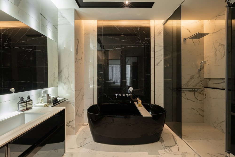 รูป เช่า ! ห้องมุม, ชั้นสูง 11+, ห้องหายาก, ส่วนกลางอลังการ ! Code C20250500030..The Bangkok Thonglor, 2 นอน, 2 น้ำ, แต่งครบ, สไตล์โมเดิร์น หรูหรา - รูปที่ 7/9
