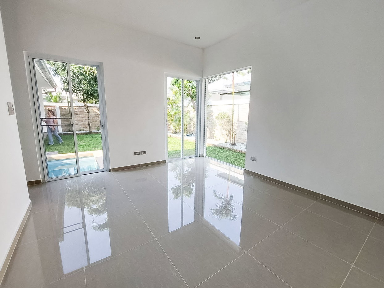 รูป Pool Villa 3BR for Sale in Huai Yai - รูปที่ 8/15