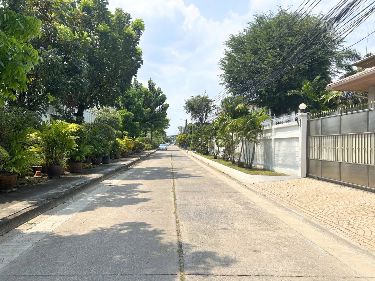 รูป ขายบ้านเดี่ยว หมู่บ้านเมืองทอง 2 โครงการ 3 พัฒนาการ 53 สไตล์ Old Money ออกแบบโดยสถาปนิกชั้นนำ ขนาด 158 ตร.วา ใกล้รถไฟฟ้าหัวหมาก 2 สาย - รูปที่ 22/22