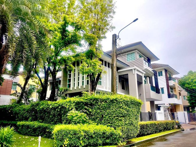 6-bed house for sale, 362.8 sqm, 90.7 sq wah, Grand Bangkok Boulevard Ratchada - Ramintra