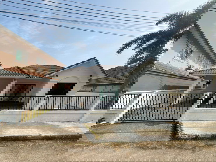 รูป บ้านเดี่ยวสไตล์โมเดิร์น เฟอร์นิเจอร์ครบ บรรยากาศดี เงียบสงบ ทำเลบ้านดู่ เมืองใหม่ - รูปที่ 1/14