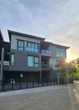 P0524/Luxury house for rent Baan Klang Muang The Edition Bangna,