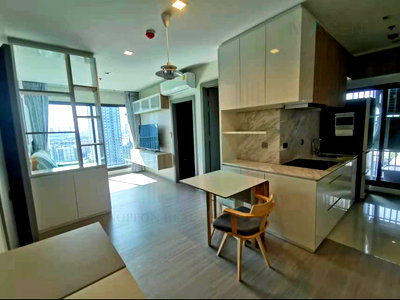Condos for rent : For Rent Condo LIFE ASOKE - RAMA 9 Building B, Floor 18,2 bed room, Room size 58.00 sqm