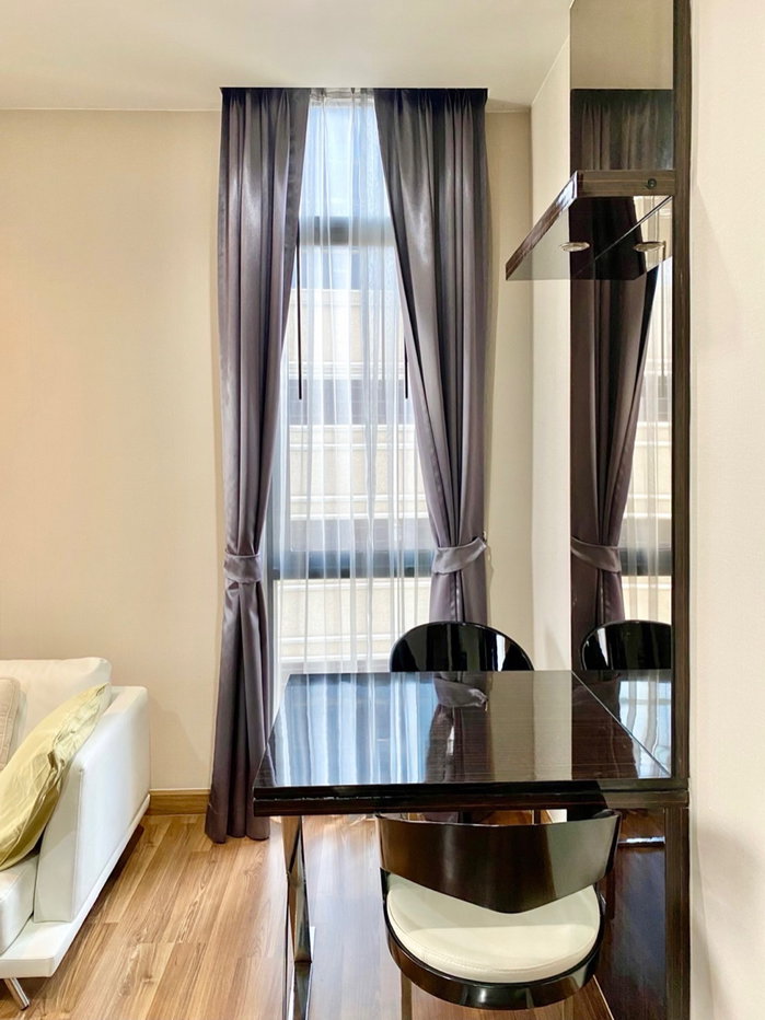 picture For Rent❗️“ 𝐈𝐕𝐘 𝐀𝐦𝐩𝐢𝐨“ Studio 1 Bedroom Near : MRT-Thiland Cutural Centre - 13/17