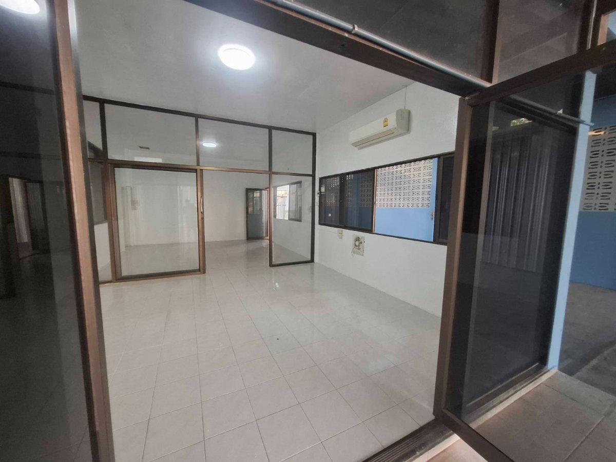 รูป ขายบ้านสวน 2 หลัง พร้อมโกดัง 1 หลัง (หลังบ้านติดน้ำ) ซอยบางแวก 120 กรุงเทพ - รูปที่ 20/22